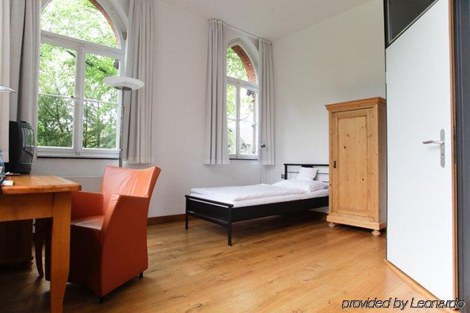 Hotel Mutterhaus Duesseldorf Oda fotoğraf